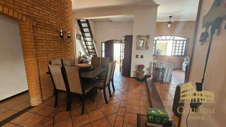 Imagem Casa com 3 Quartos à Venda, 165 m² em Canto Do Forte - Praia Grande