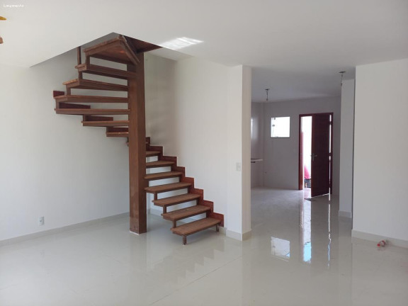 Imagem Casa com 3 Quartos à Venda,  em Bairro Peixoto - Niterói