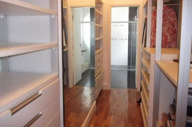 Imagem Casa com 3 Quartos à Venda, 650 m² em São Paulo Ii - Cotia Imagem Casa com 3 Quartos à Venda, 650 m² em São Paulo Ii - Cotia