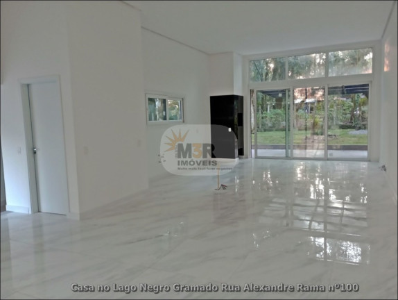 Imagem Casa com 4 Quartos à Venda, 225 m² em Ipê Amarelo - Gramado Imagem Casa com 4 Quartos à Venda, 225 m² em Ipê Amarelo - Gramado