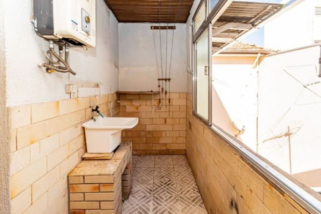 Imagem Imóvel com 2 Quartos à Venda, 74 m² em São Geraldo - Porto Alegre