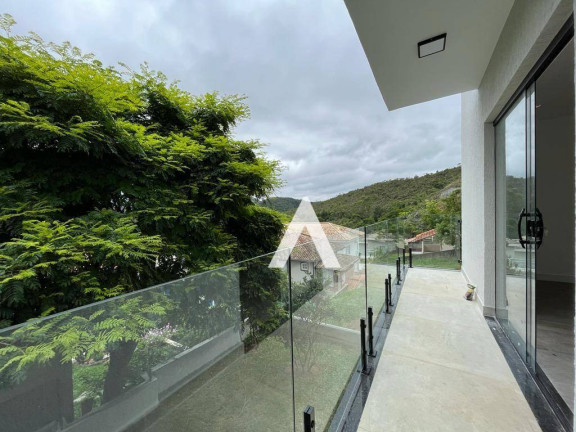 Imagem Casa com 3 Quartos à Venda, 145 m² em Albuquerque - Teresópolis Imagem Casa com 3 Quartos à Venda, 145 m² em Albuquerque - Teresópolis