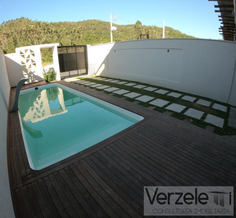 Imagem Casa com 3 Quartos à Venda, 165 m² em São Francisco De Assis - Camboriú Imagem Casa com 3 Quartos à Venda, 165 m² em São Francisco De Assis - Camboriú