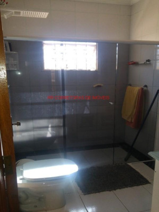 Imagem Casa com 3 Quartos à Venda, 189 m² em Vila Caio Junqueira - Poços De Caldas