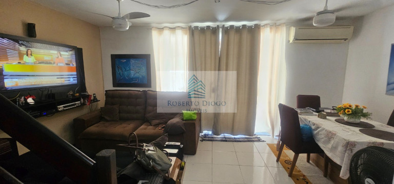 Imagem Casa com 3 Quartos à Venda, 140 m² em Taquara - Rio De Janeiro Imagem Casa com 3 Quartos à Venda, 140 m² em Taquara - Rio De Janeiro