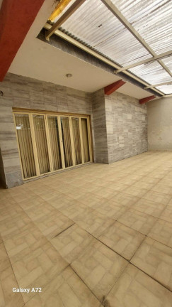 Sobrado com 4 Quartos à Venda, 253 m² em Centro - Taubaté