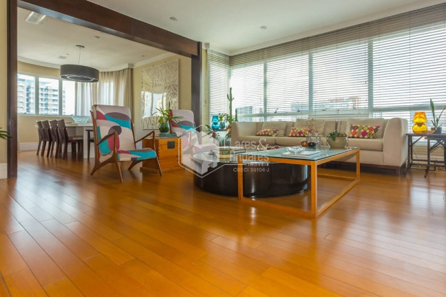 Imagem Apartamento com 4 Quartos à Venda, 335 m² em Pinheiros - São Paulo Imagem Apartamento com 4 Quartos à Venda, 335 m² em Pinheiros - São Paulo
