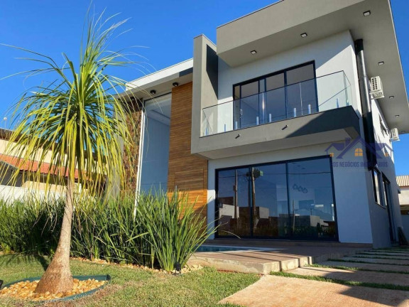 Casa de Condomínio com 3 Quartos à Venda, 185 m² em Paranapanema
