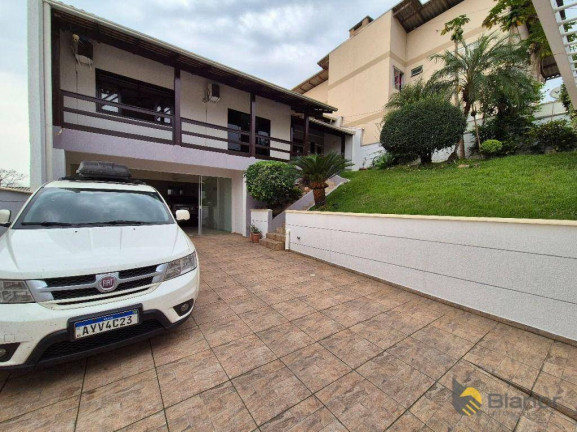Imagem Casa com 4 Quartos à Venda, 290 m² em água Verde - Blumenau Imagem Casa com 4 Quartos à Venda, 290 m² em água Verde - Blumenau
