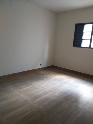 Imagem Sobrado com 3 Quartos à Venda, em Taboão - São Bernardo Do Campo Imagem Sobrado com 3 Quartos à Venda, em Taboão - São Bernardo Do Campo
