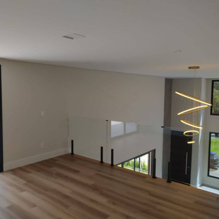 Imagem Sobrado com 3 Quartos à Venda, 360 m² em Jardim Novo Mundo - Jundiaí