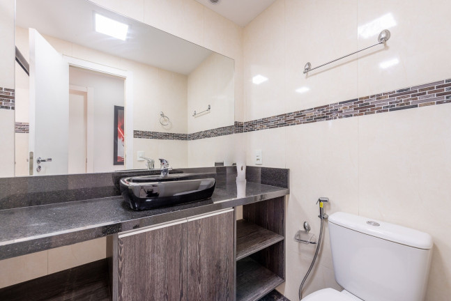 Imagem Apartamento com 2 Quartos à Venda, 75 m² em São Sebastião - Porto Alegre Imagem Apartamento com 2 Quartos à Venda, 75 m² em São Sebastião - Porto Alegre