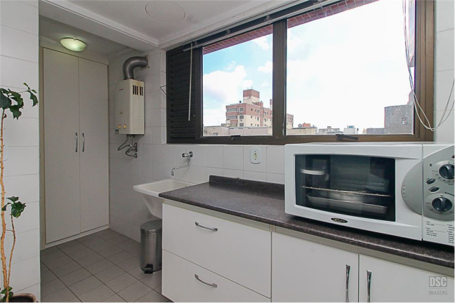 Imagem Imóvel com 3 Quartos à Venda, em Menino Deus - Porto Alegre Imagem Imóvel com 3 Quartos à Venda, em Menino Deus - Porto Alegre