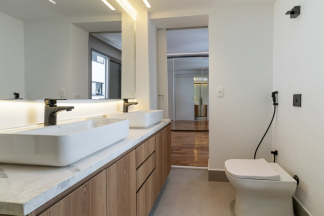 Imagem Imóvel com 3 Quartos à Venda, 136 m² em Jardim Paulista - São Paulo Imagem Imóvel com 3 Quartos à Venda, 136 m² em Jardim Paulista - São Paulo
