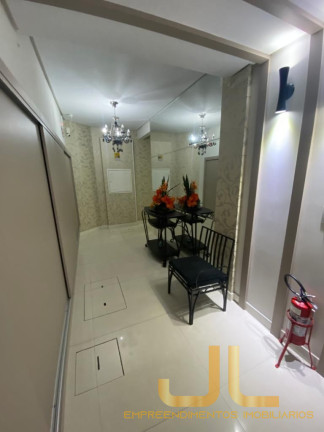 Imagem Imóvel com 2 Quartos à Venda, 48 m² em Centro I - Brusque