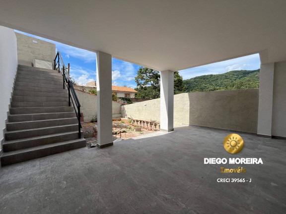 Casa com 3 Quartos à Venda, 262 m² em Terra Preta - Mairiporã