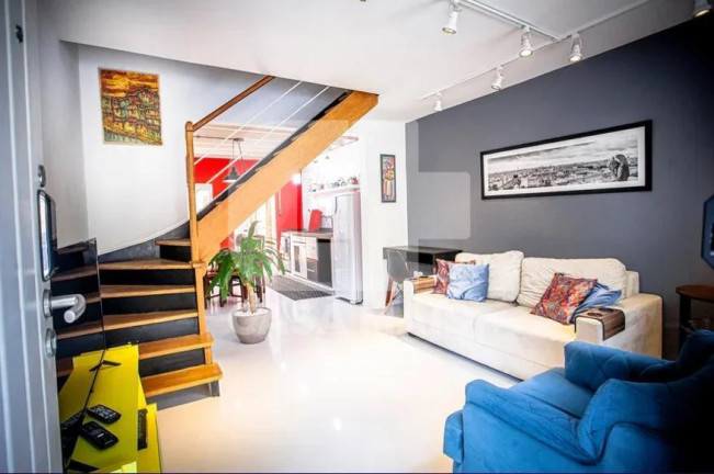 Imagem Casa com 2 Quartos à Venda, 110 m² em Pinheiros - São Paulo Imagem Casa com 2 Quartos à Venda, 110 m² em Pinheiros - São Paulo