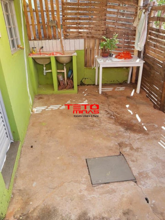 Imagem Casa com 2 Quartos à Venda, 107 m² em Bairro Nossa Senhora De Lurdes - São Lourenço