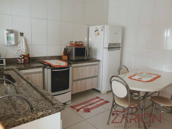 Imagem Casa com 4 Quartos à Venda, 230 m² em Piracangaguá - Taubaté