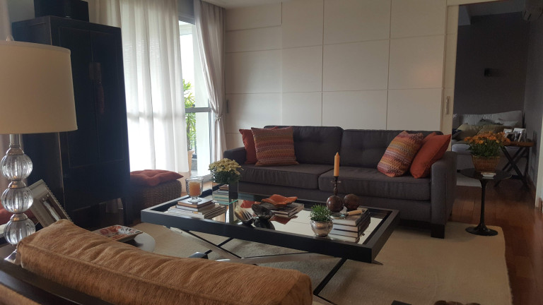 Imagem Imóvel com 4 Quartos à Venda, 252 m² em Campo Belo - São Paulo Imagem Imóvel com 4 Quartos à Venda, 252 m² em Campo Belo - São Paulo