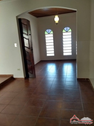 Imagem Casa com 2 Quartos para Alugar,  em Centro - Jacareí