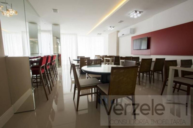 Imagem Apartamento com 3 Quartos à Venda, 134 m² em Centro - Balneário Camboriú Imagem Apartamento com 3 Quartos à Venda, 134 m² em Centro - Balneário Camboriú