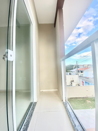 Imagem Sobrado com 3 Quartos à Venda, 100 m² em Forquilhas - São José