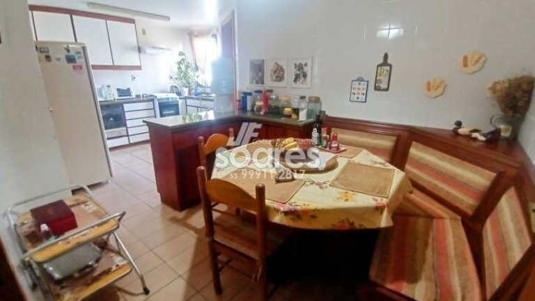 Imagem Apartamento com 4 Quartos à Venda, 236 m² em Centro - Pelotas