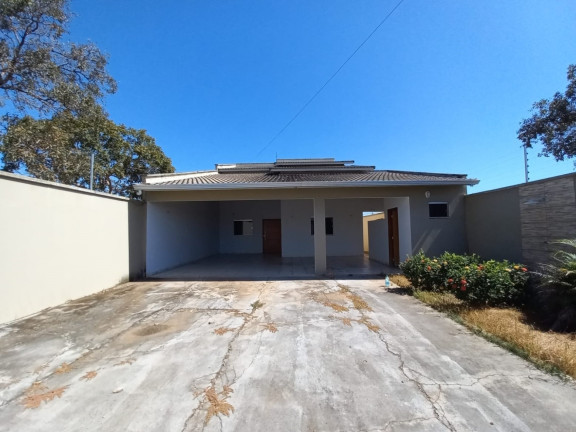 Casa com 2 Quartos à Venda,  em Gurupi - Gurupi