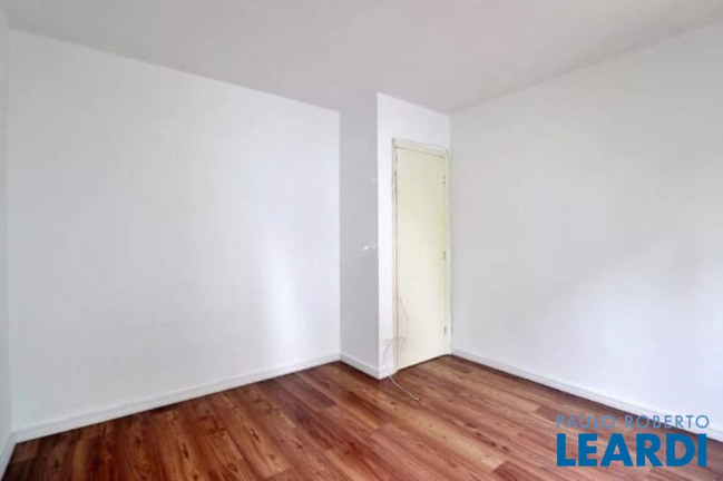 Imagem Sobrado com 3 Quartos à Venda, 170 m² em Parque Jaçatuba - Santo André Imagem Sobrado com 3 Quartos à Venda, 170 m² em Parque Jaçatuba - Santo André