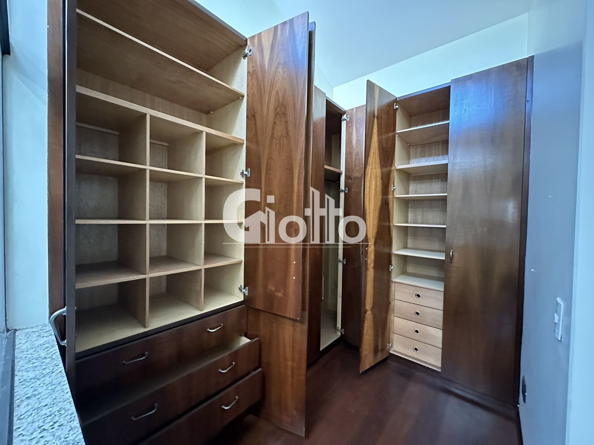 Casa com 3 Quartos à Venda, 294 m² em Vila Oliveira - Mogi Das Cruzes
