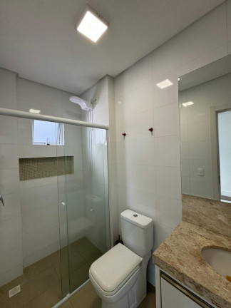 Imagem Apartamento com 2 Quartos à Venda, 77 m² em Centro - Camboriú