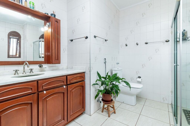 Imagem Casa com 3 Quartos à Venda, 270 m² em Partenon - Porto Alegre