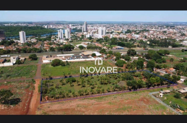 Imóvel à Venda, 9.360 m² em Setor Nova Aurora - Itumbiara