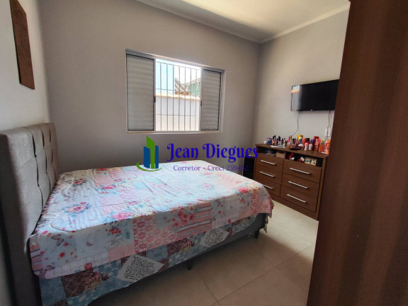 Casa com 2 Quartos à Venda, 71 m² em Vila Tupi - Praia Grande