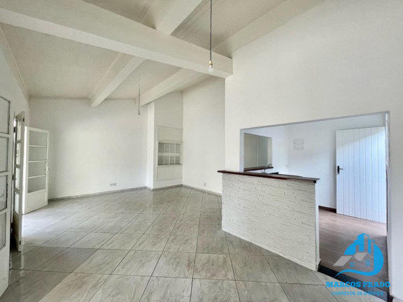 Imagem Casa com 4 Quartos à Venda, 184 m² em Centro - Ubatuba Imagem Casa com 4 Quartos à Venda, 184 m² em Centro - Ubatuba