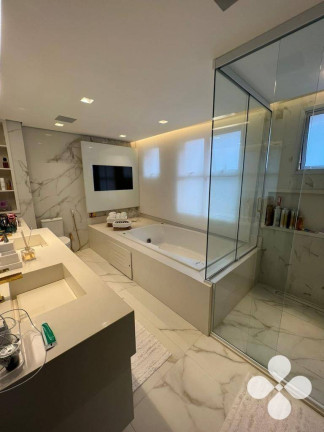Imagem Imóvel com 4 Quartos à Venda, 250 m² em Canto Do Forte - Praia Grande Imagem Imóvel com 4 Quartos à Venda, 250 m² em Canto Do Forte - Praia Grande