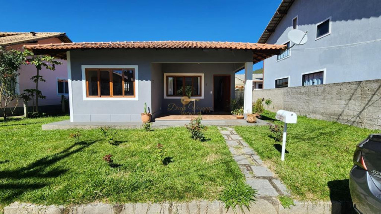 Imagem Casa com 3 Quartos à Venda, 300 m² em Vargem Grande - Teresópolis