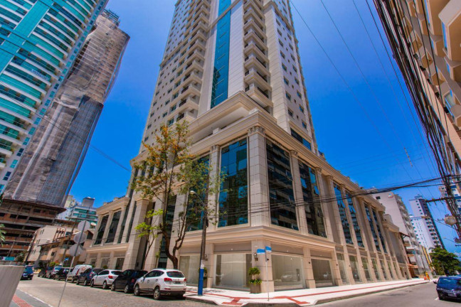 Apartamento com 3 Quartos à Venda, 128 m² em Centro - Balneário Camboriú