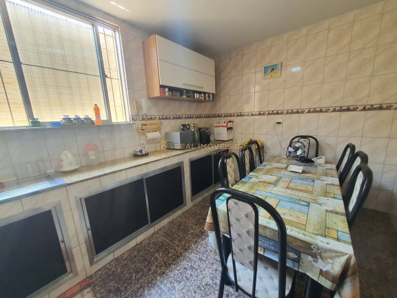 Imagem Casa com 4 Quartos à Venda, 326 m² em Vila Valqueire - Rio De Janeiro Imagem Casa com 4 Quartos à Venda, 326 m² em Vila Valqueire - Rio De Janeiro