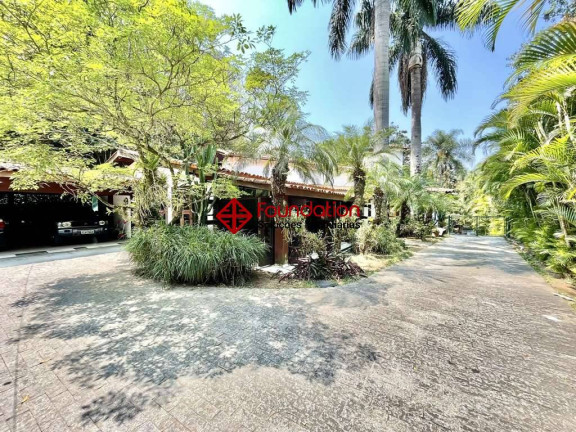 Imagem Casa de Condomínio com 6 Quartos à Venda, 628 m² em Granja Viana - Cotia Imagem Casa de Condomínio com 6 Quartos à Venda, 628 m² em Granja Viana - Cotia