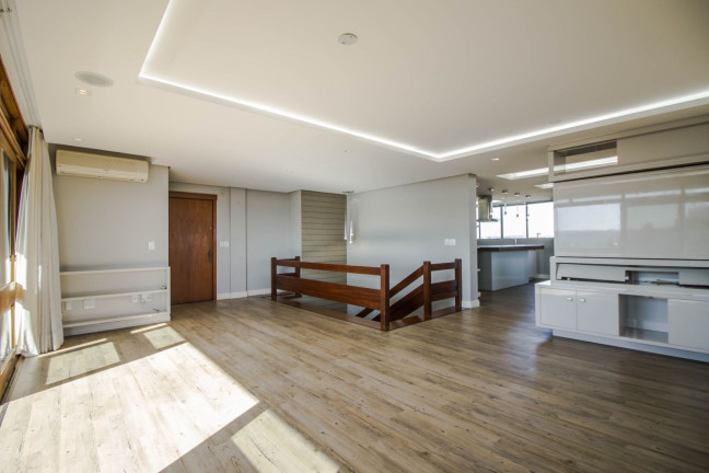 Imagem Cobertura com 3 Quartos à Venda, 455 m² em Centro - Novo Hamburgo Imagem Cobertura com 3 Quartos à Venda, 455 m² em Centro - Novo Hamburgo