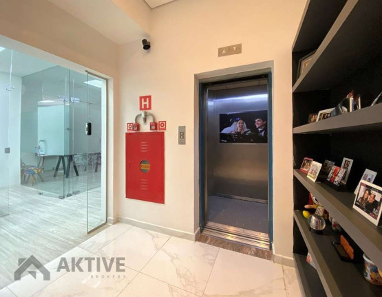 Imagem Imóvel Comercial à Venda, 1.166 m² em Granja Viana - Cotia Imagem Imóvel Comercial à Venda, 1.166 m² em Granja Viana - Cotia