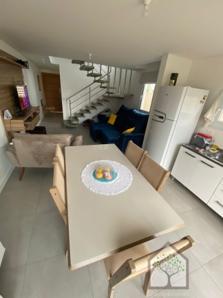 Imagem Casa com 3 Quartos à Venda, 170 m² em Campeche - Florianópolis