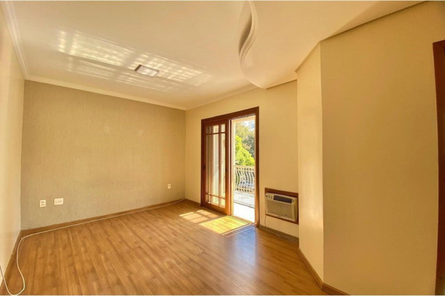 Imagem Casa com 4 Quartos à Venda, 284 m² em Higienópolis - Porto Alegre Imagem Casa com 4 Quartos à Venda, 284 m² em Higienópolis - Porto Alegre
