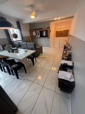 Imagem Casa com 2 Quartos à Venda, 135 m²