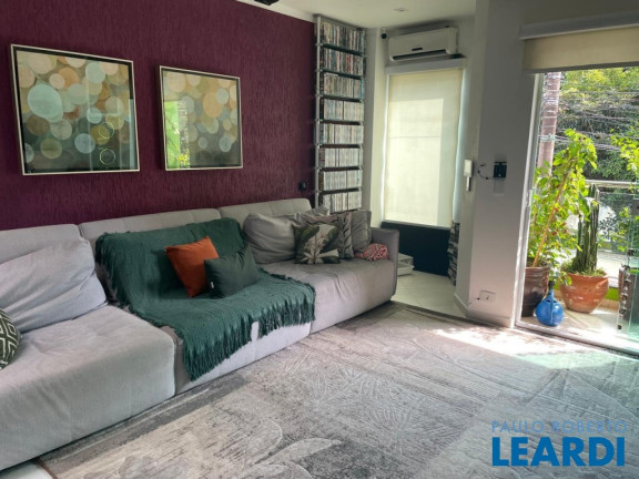 Imagem Sobrado com 3 Quartos à Venda, 169 m² em Vila Guiomar - Santo André