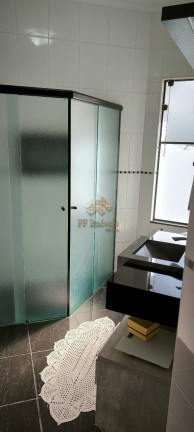 Imagem Casa com 3 Quartos à Venda, 250 m² em São Carlos