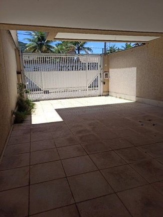 Imagem Sobrado com 4 Quartos à Venda, 215 m² em Canto Do Forte - Praia Grande