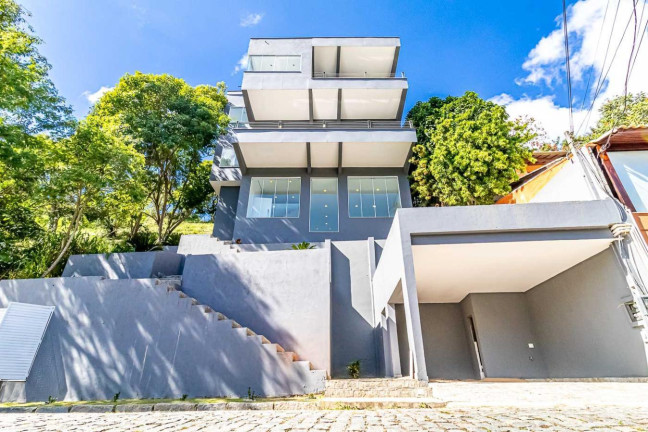 Imagem Casa com 4 Quartos à Venda, 436 m² em Vila Progresso - Niterói Imagem Casa com 4 Quartos à Venda, 436 m² em Vila Progresso - Niterói